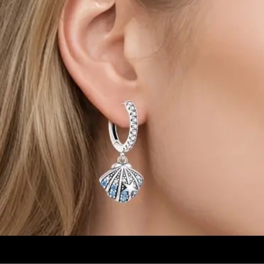 Seashell Cubic Zirconia Dangle Earrings - Picture 3 of 8
